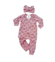 Macacão de Pressão Gatinha Rosa com Faixa de Cabelo - Tamanho G Macacão de Pressão Gatinha Rosa com Faixa de Cabelo - Tamanho G