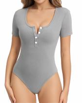 Macacão feminino MANGOPOP com gola redonda Henley de manga curta Macacão feminino MANGOPOP com gola redonda Henley de manga curta