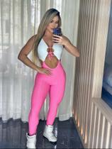 macacão fit rosa modelo empina bumbum