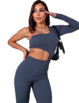 Macacão Gringa Com Abertura