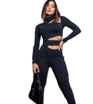 Macacão Gringa Com Abertura