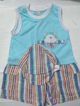 Macacão infantil menino regata azul claro e listras. Tamanho M Macacão infantil menino regata azul claro e listras. Tamanho M