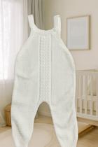 Macacão Jardineira Tricot Recém Nascido Trabalhado Puro Luxo Antialegico Fofinho Confortável Aconchegante Bebe