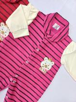 Macacão Longo em Malha Listrada com Babado na Mangas e Bordado - Nethuno Baby Macacão Longo em Malha Listrada com Babado na Mangas e Bordado - Nethuno Baby