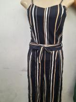 Macacão longo, estampas listradas