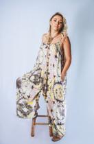 Macacão longo tie dye em tecido viscose