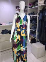 Macacão M em viscose estampado