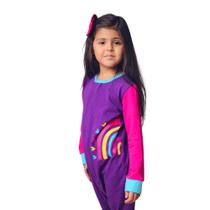 Macacão Magnético Roxo, detalhes pink e azul anil com estampa arco-íris - 12 meses