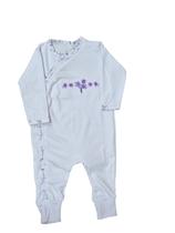 Macacão mini bear ml branco c flores roxa (rn/p/m)