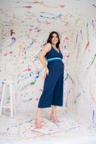 Macacão pantacourt aviamento azul marinho