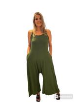 Macacao pantalona com bolso