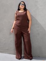 Macacão Pantalona de Linho Plus Size