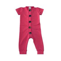 Macacão romper bebê com botões em madeira marca Guube