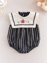 Macacão Triangular Sem Mangas para Bebê Menina com Gola Grande e Corpo Listrado, Azul Marinho Macacão Triangular Sem Mangas para Bebê Menina com Gola Grande e Corpo Listrado, Azul Marinho