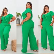 Macacão verde com laço Macacão verde com laço