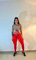 Macacão Vermelho com Listrado e com Zero Transparência Macacão Vermelho com Listrado e com Zero Transparência