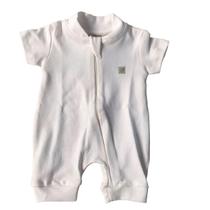 Macacão ziper manga curta Macacão ziper manga curta