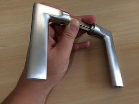 Macaneta Em Latão Cromo Acetinado Marca Lami Modelo 708 Macaneta Em Latão Cromo Acetinado Marca Lami Modelo 708