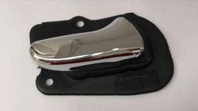 Macaneta interna dianteira cromada ld corsa 1995 a 2004
