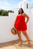 Macaquinho em Viscolinho Vermelho Plus Size