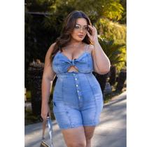 Macaquinho jeans Feminino Plus de Alça e amarração no busto