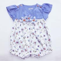 Macaquinho luxuoso para bebê menina