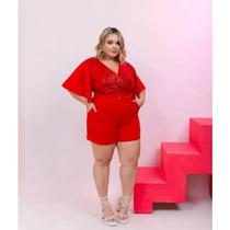 Macaquinho Plus Size acompanha cinto