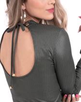 Maia Blusa Manga Longa Decote Costas Com Amarração Em Ribana Cirrê Verde Maia Blusa Manga Longa Decote Costas Com Amarração Em Ribana Cirrê Verde