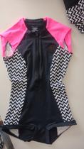 Maiô Adulto Short Sem Manga Lycra UV50 + Preto zigzag Tamanho:PCor:Zigzag