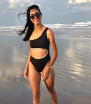 Maiô bicolor preto e branco Maiô bicolor preto e branco