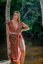 Maio Decote V com babado Morena Rosa Maio Decote V com babado Morena Rosa