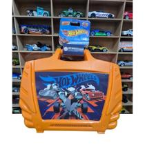 Maleta + 5 Carrinhos Hot Wheels ou matchbox em metal escala 1:64 - Escolher cor da Maleta) - Veículos Sortidos - 1magnus -