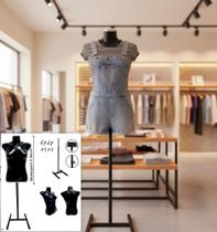 Manequim feminino (Busto slim N.36) preto com tampa prata + pedestal H preto. Manequim feminino (Busto slim N.36) preto com tampa prata + pedestal H preto.