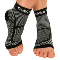 Manga de compressão TechWare Pro Ankle Brace alivia a tendinite de Aquiles e dores nas articulações. A meia para pés de fascite plantar com suporte de arco reduz o inchaço e a dor no calcanhar. (Preto/Cinza S/M)