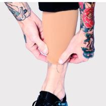Manga para tatuagem de panturrilha Tat2X Ink Armor Light Skin Tone Manga para tatuagem de panturrilha Tat2X Ink Armor Light Skin Tone