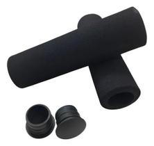 Manopla Espuma Beach Com Plug Preto Par