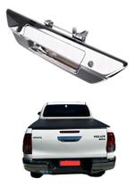 Manopla Tampa Traseira Hilux 2017/2019 Prata Acabamento Premium