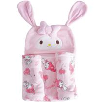 Manta com Capuz Coral Fleece Turma da Hello Kitty 75x90cm Manta com Capuz Coral Fleece Turma da Hello Kitty 75x90cm