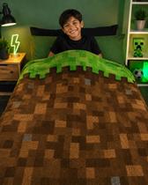 Manta Infantil Mundo dos Blocos Gamer 2,20m x 1,50m Manta Infantil Mundo dos Blocos Gamer 2,20m x 1,50m