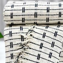 Manta para Sofá Blocks 180cm x 240cm Cru/Preto Manta para Sofá Blocks 180cm x 240cm Cru/Preto