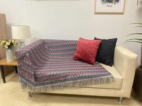 Manta Para Sofá Gigante Decorativa Proteto Vinho E Preto
