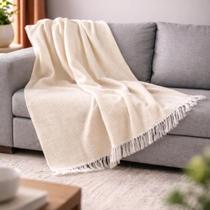 Manta para Sofá Jacquard com Franja 2,10m x 1,35m Decoração Cor:Palha