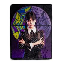 Manta prateada Buffalo Addams Family Wednesday 114x152cm Manta prateada Buffalo Addams Family Wednesday 114x152cm
