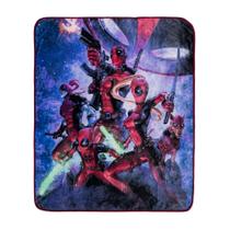 Manta prateada Buffalo Marvel Deadpool Corps 127x152cm
