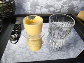 Mantegueira Francesa Luxo Melinda de Vidro Resistente