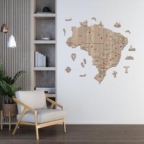 Mapa do Brasil recortado em madeira