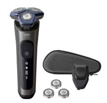 Máquina de barbear Philips Norelco 6800 Series 6000 com tecnologia SenseIQ Máquina de barbear Philips Norelco 6800 Series 6000 com tecnologia SenseIQ