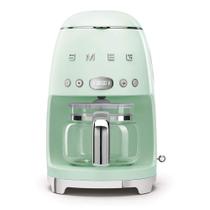 Máquina de café Smeg 50's Retro Style 10 xícaras com jarra de vidro Máquina de café Smeg 50's Retro Style 10 xícaras com jarra de vidro