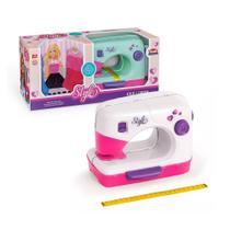Máquina de Costura com Roupinha e Acessórios - SORTIDO Brinquedos realista crianças Pequenos Eletrodomésticos infantil Dia das crianças presente natal - Usual Brinquedos