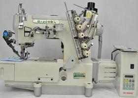 Máquina de Costura Galoneira Industrial Elétrica, 3 Agulhas, c/ Direct Drive, 6000ppm, BC500AT/EUT